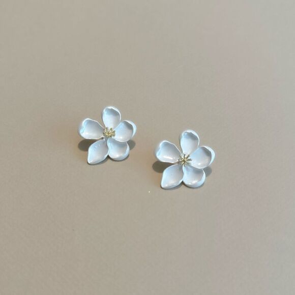 White flower earrings #1313 - Picture 3 of 5